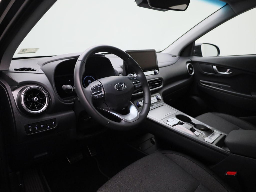Hyundai Kona ev fashion 39 kwh