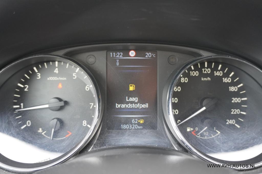 Nissan Qashqai 1.2 connect edition