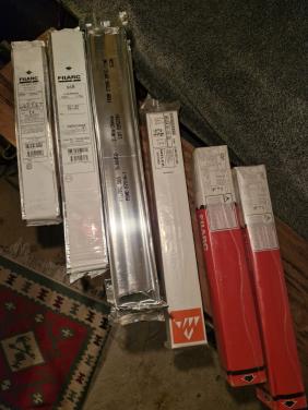 Te koop meerdere pakken laselectrodes