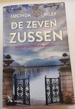 Lucinda Riley - De zeven zussen.