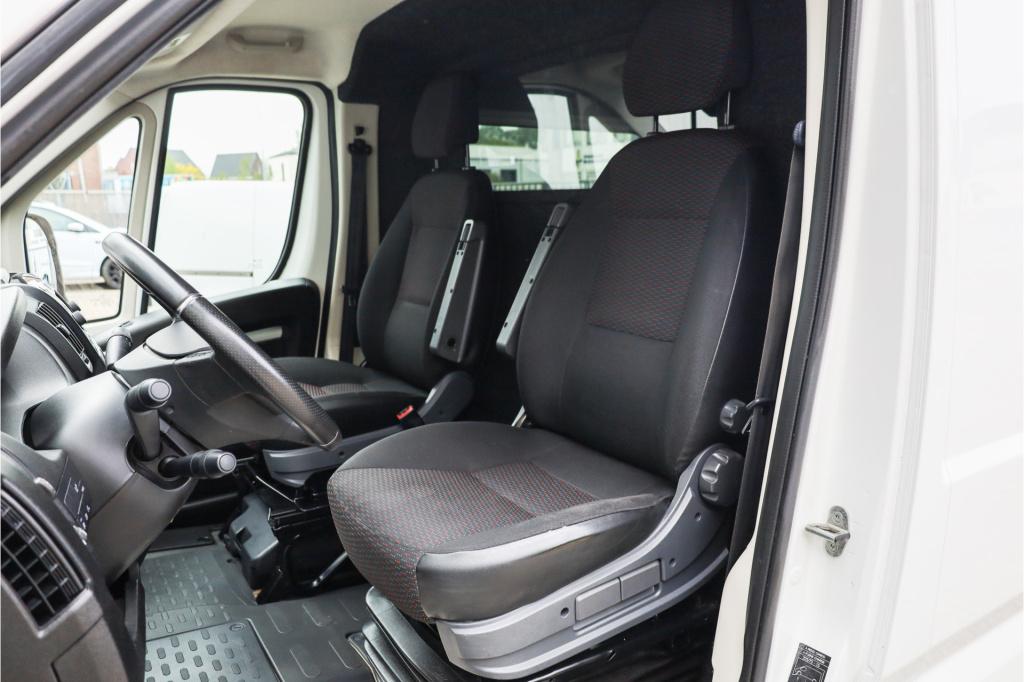 Peugeot Boxer 330 2.2 bluehdi 140 l2h2 premium volle inrichting i trekhaak 