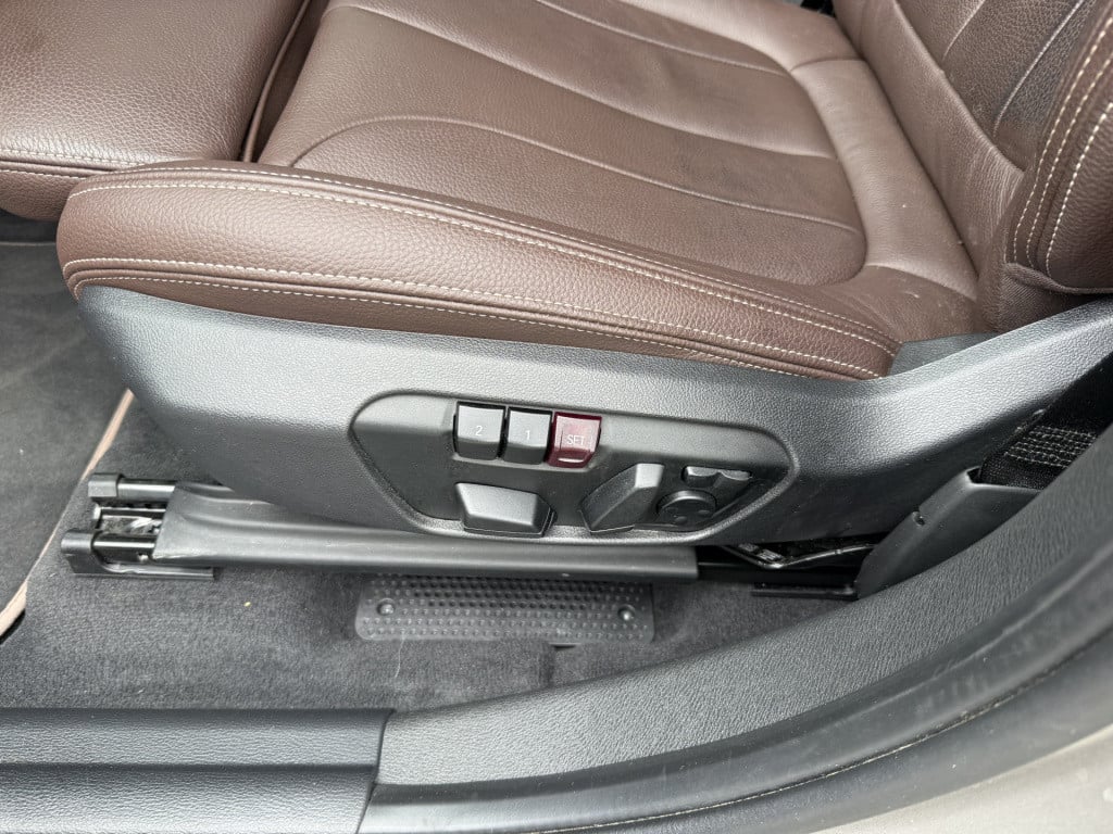 BMW X1 x-drive20i automaat high executive