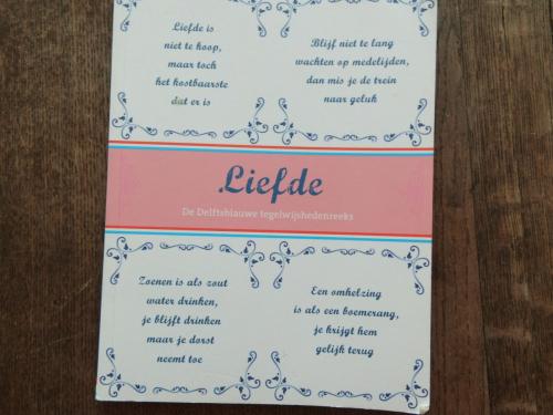 Liefde in Delftsblauwe tegeltjes.