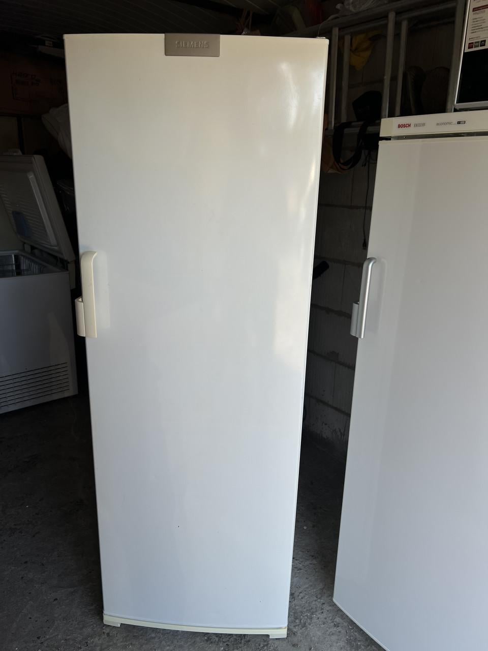 Siemens ruime vrieskast 175x60 cm. 243 liter Vriezer energieklasse A