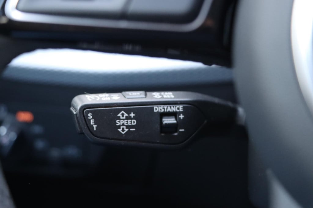 Audi Q2 35 tfsi advanced edition 150pk s-tronic