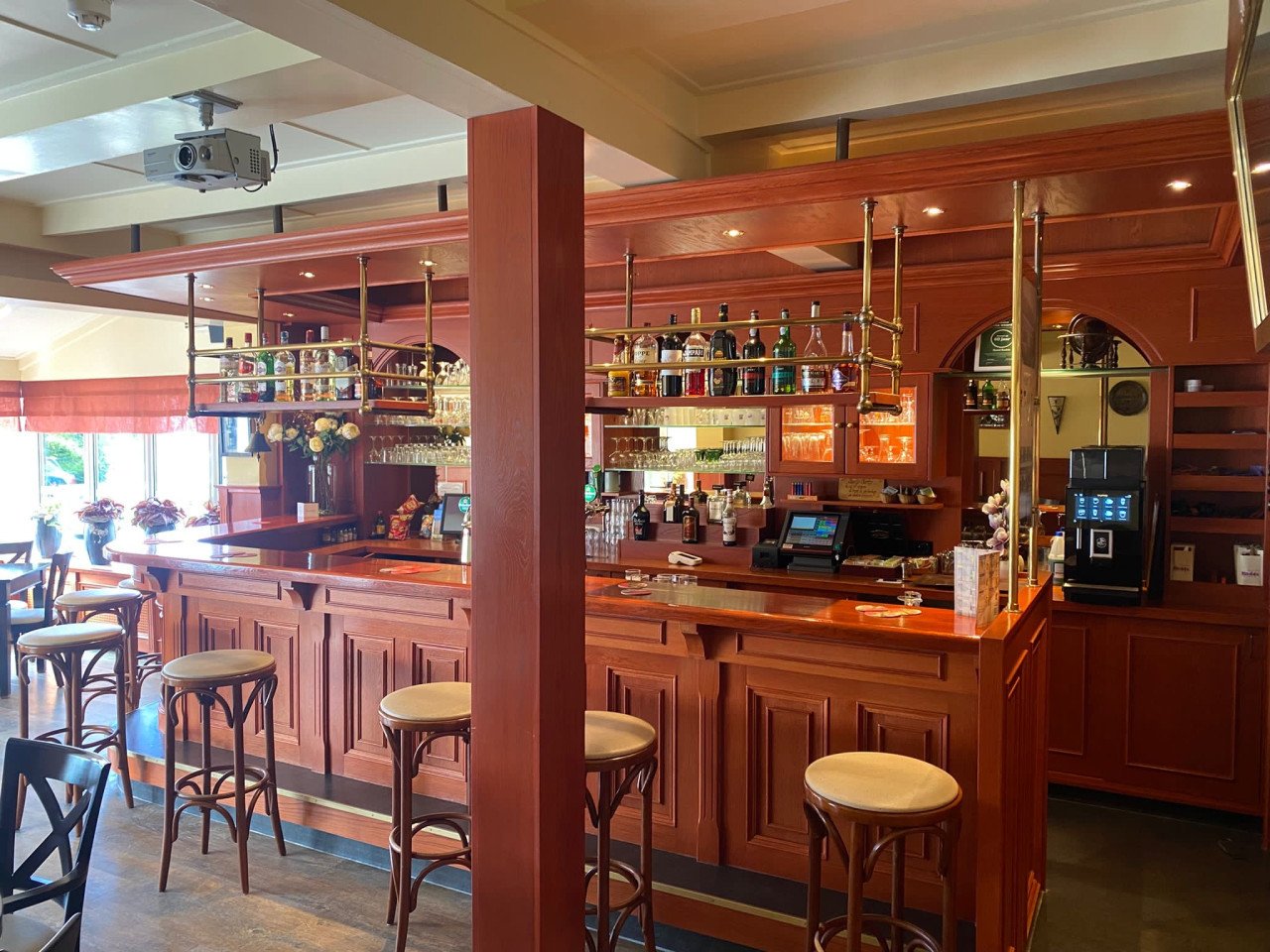 Cafe bar