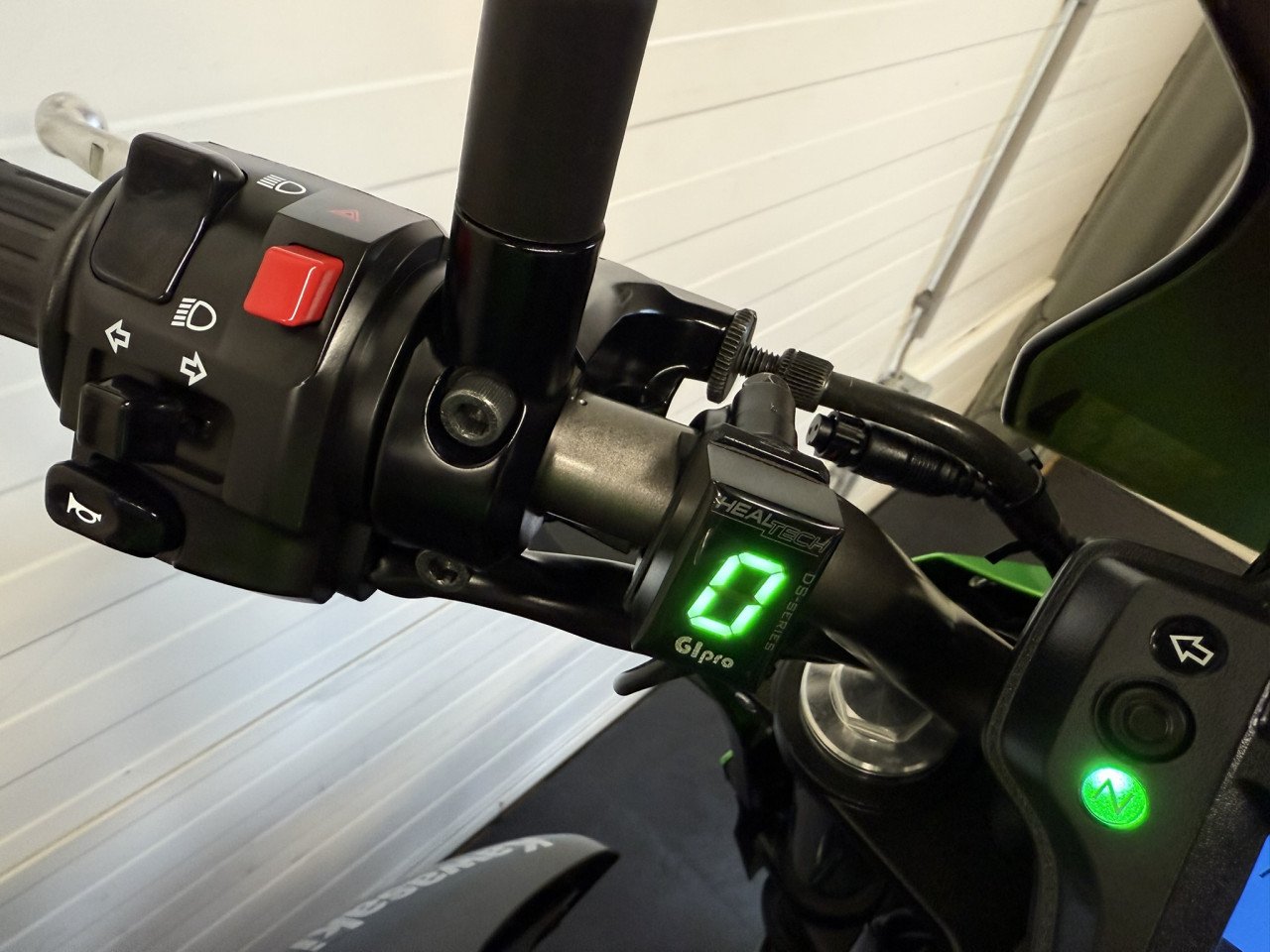 Gave Kawasaki ER6N ABS slecht 6900km! Bj 2017!