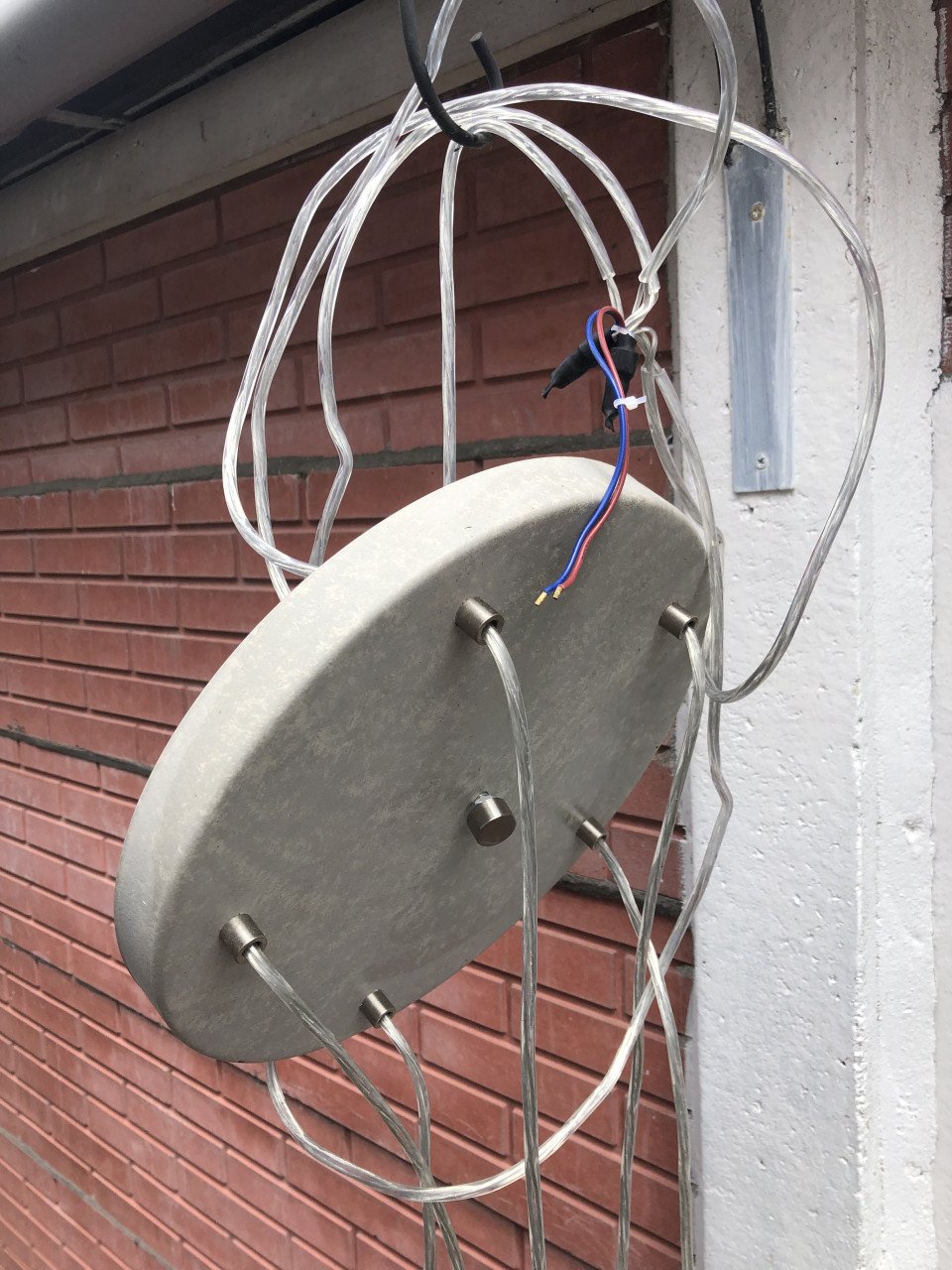 Grijze (betonnen) hanglamp!