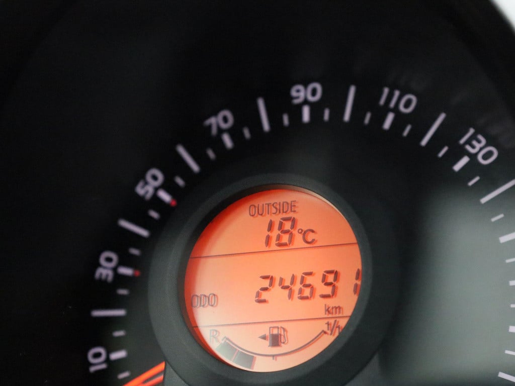 Peugeot 108 1.0 e-vti allure | lmv | climate control | dab | apple carplay 