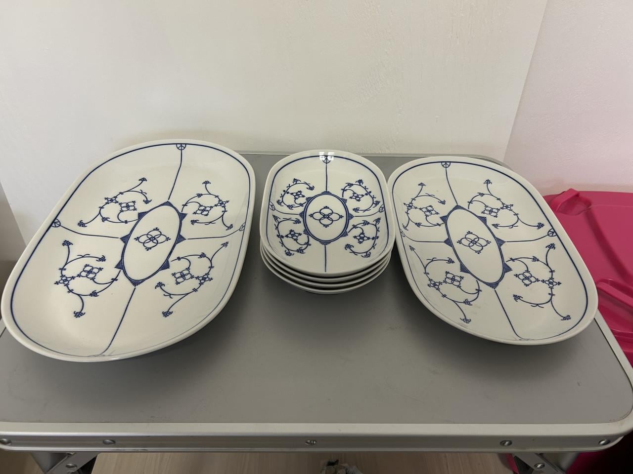 Blau-Saks Jäger servies. Porselein