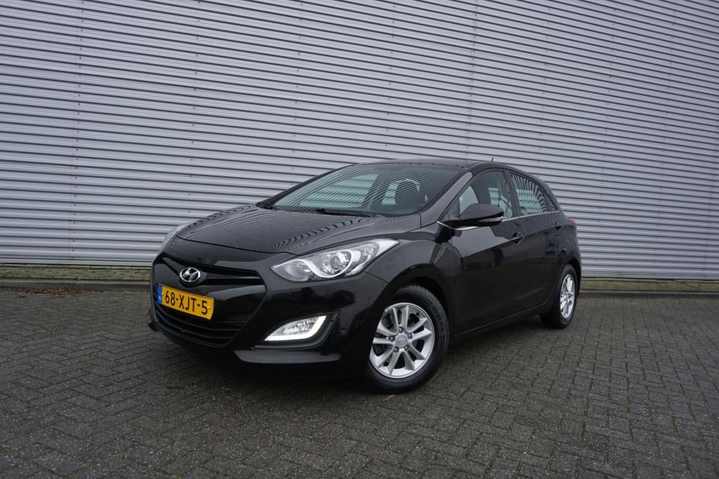 Hyundai I 30 1.6 gdi i-vision automaat / climate / navi / cruise controle /