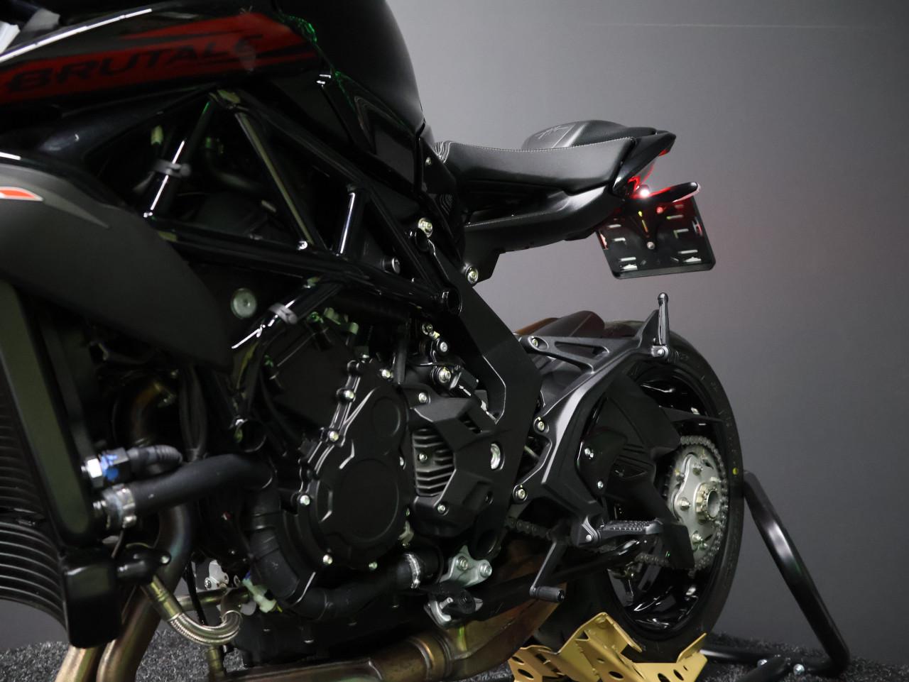 BRUTALE 800 R | BTW Motor