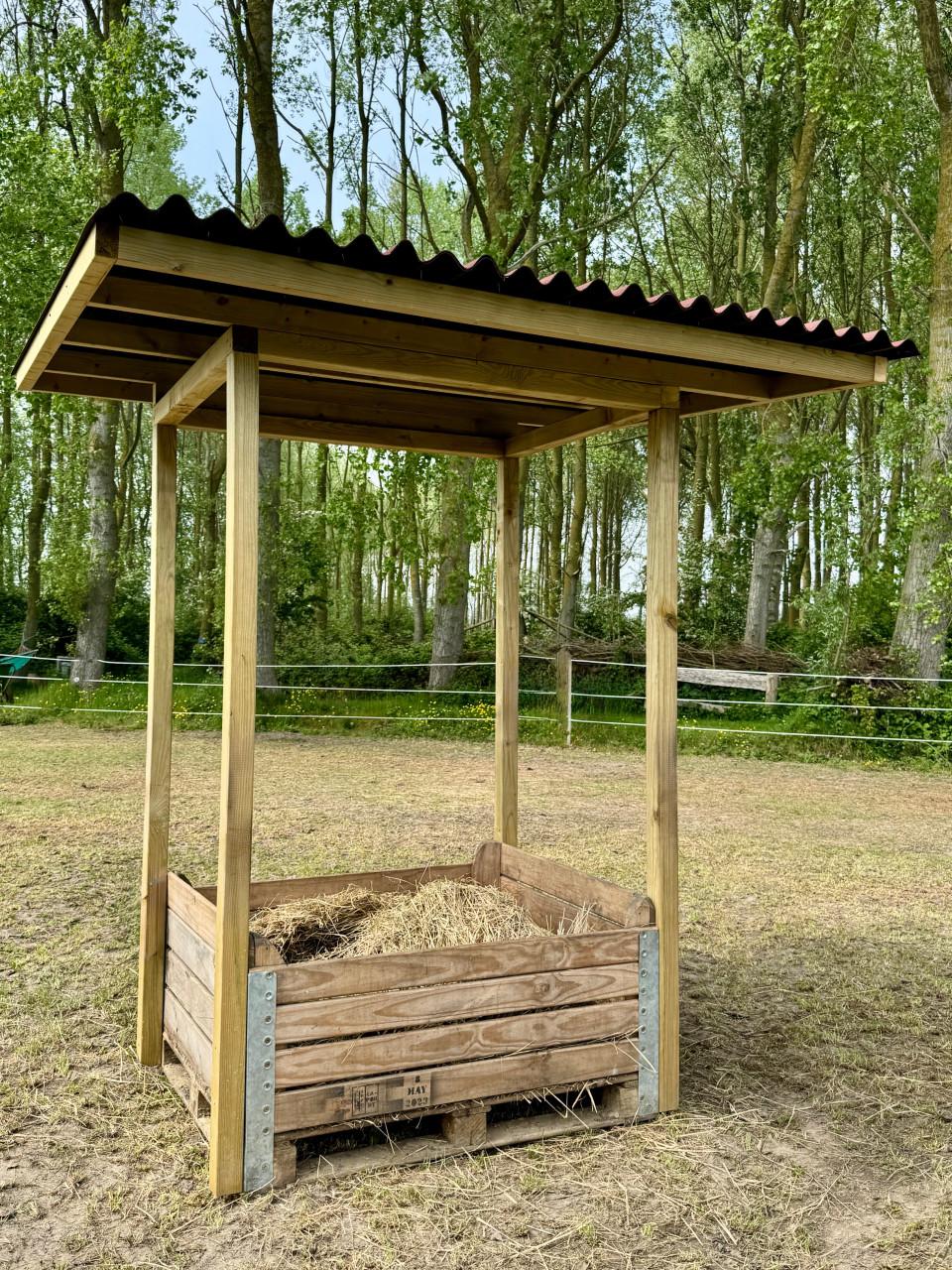 Hooihuisjes voor paarden / pony’s