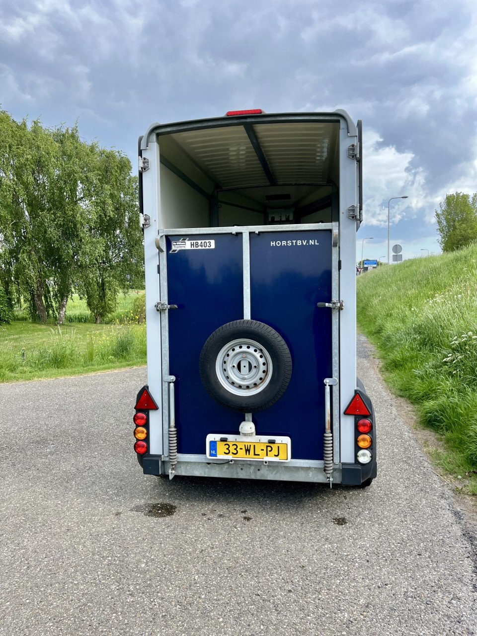 1,5 paards Ifor HB403 met voorlosklep bouwjaar 2015