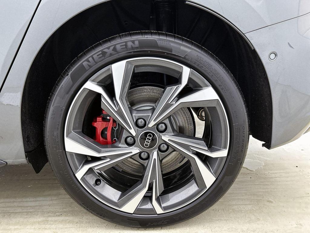 Audi A3 sportback 45 tfsi e s edition competition | automaat | panoramadak 