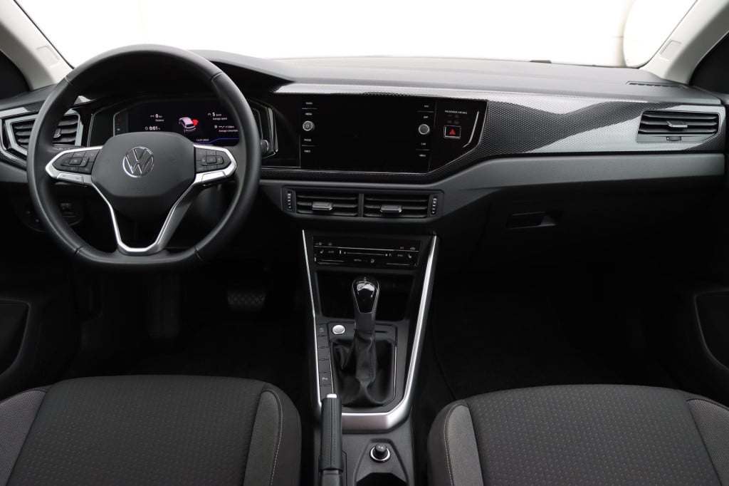 Volkswagen Polo 1.0 tsi life edition dsg7