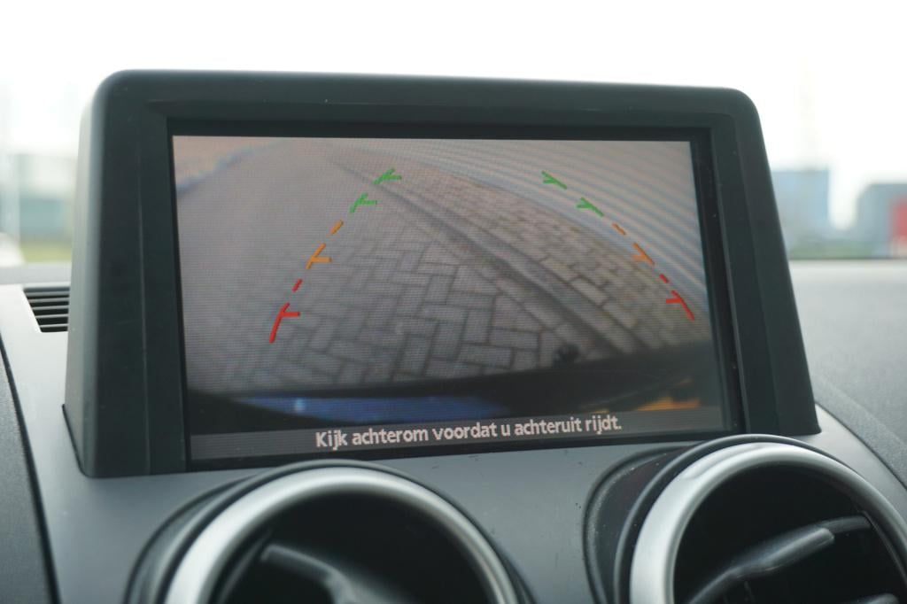 Nissan Qashqai 2.0 tekna climate / navi / cruise / camera / trekhaak / elek