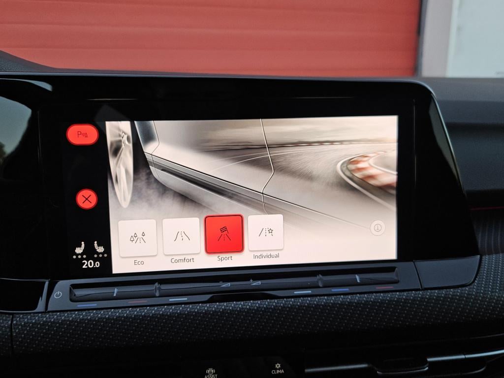 Volkswagen Golf 1.5 etsi r-line business | acc | stuur/stoel verw. rijklaar