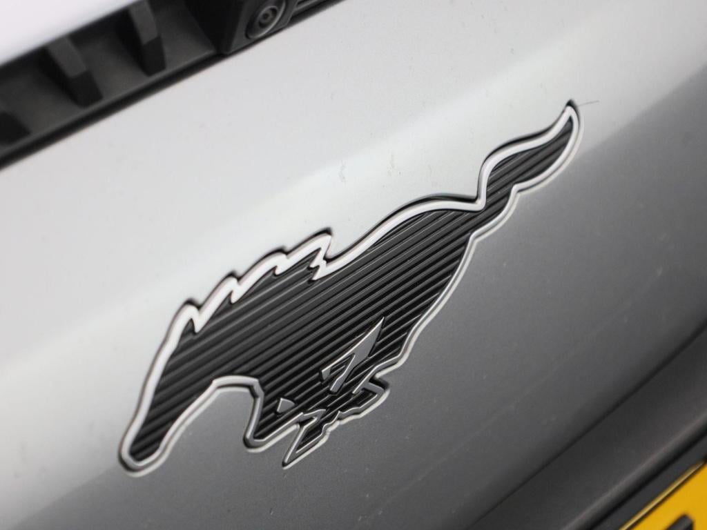 Ford Mustang Mach-e rwd 75 kwh | wordt verwacht | automaat | navigatie | 36