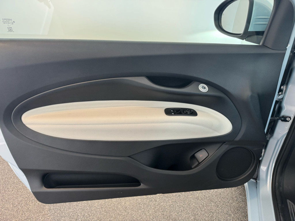 Fiat 500 la prima 42 kwh