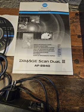 Minolta DiMAGE Scan Dual III AF-2840 Film en diascanner