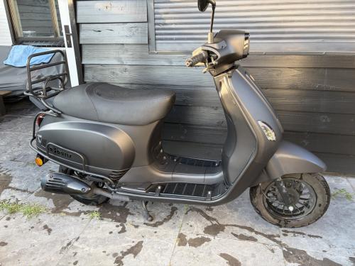 La Souris scooter RS - Mat Zwart