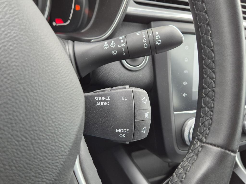Renault Kadjar 1.3 tce 140 edc automaat techno all season banden, led, blin