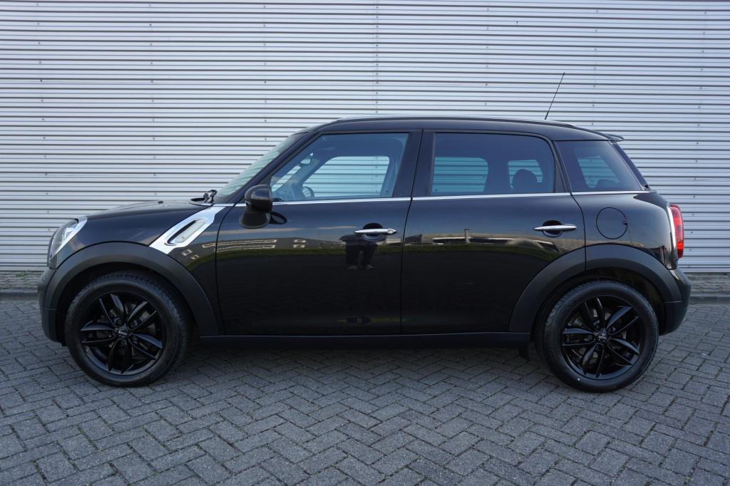 Mini Countryman mini 1.6 one business line airco / navi / cruise / parkeers