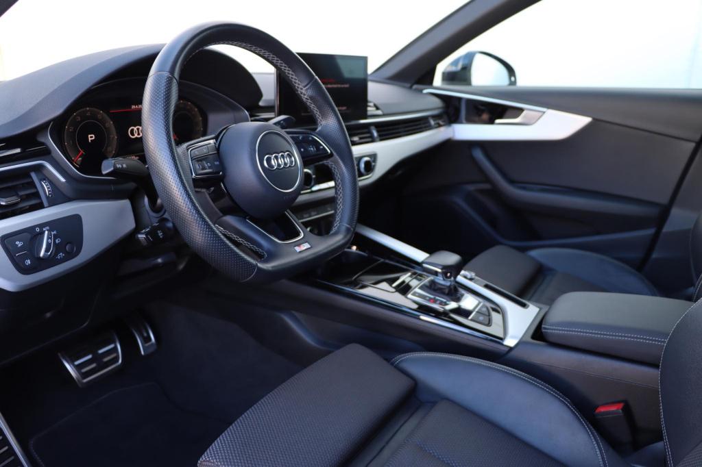 Audi A4 limousine 35 tfsi s edition 150pk s-tronic