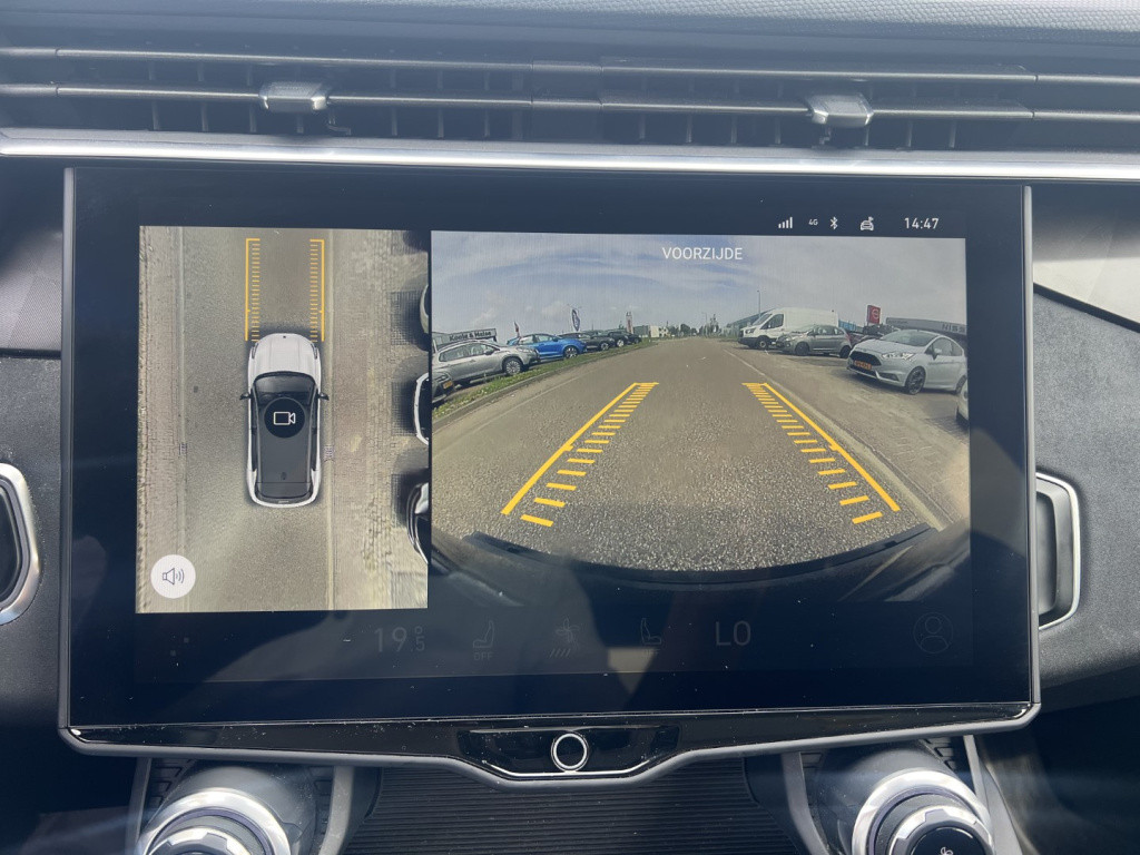 Lynk & Co 01 1.5 261pk plug in hybrid , panodak , 360 gr camera, adaptive c