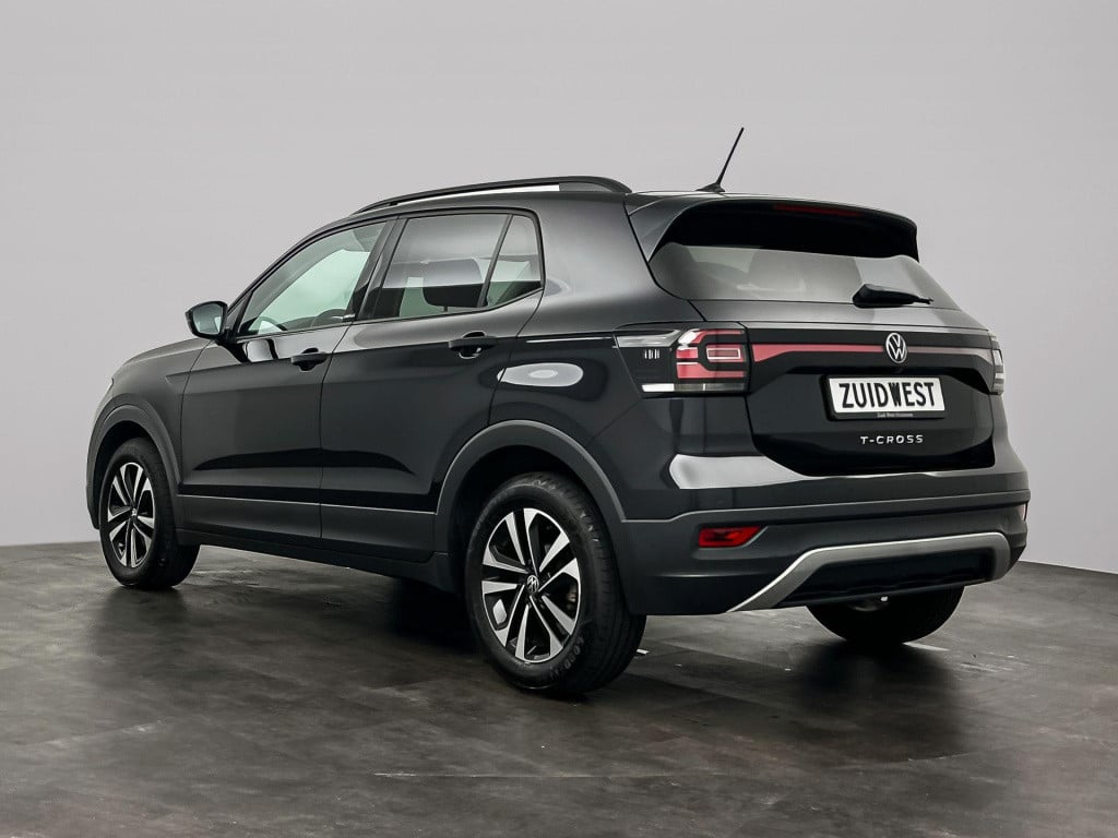 Volkswagen T-cross 1.0 tsi united beats camera lane