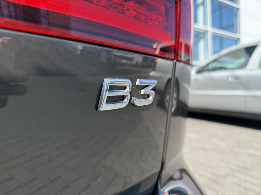 Volvo V60 b3 163pk inscription| panodak| adap.cruise| camera| leder| h&k s