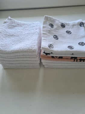 17 zeer nette spuug / voeding doekjes van Prenatal