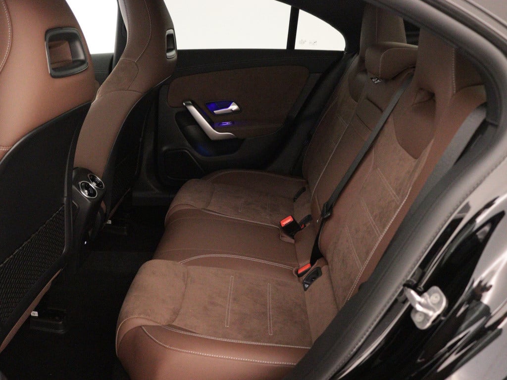 Mercedes-Benz Cla 250 e star edition amg line | nightpakket | keyless go-co