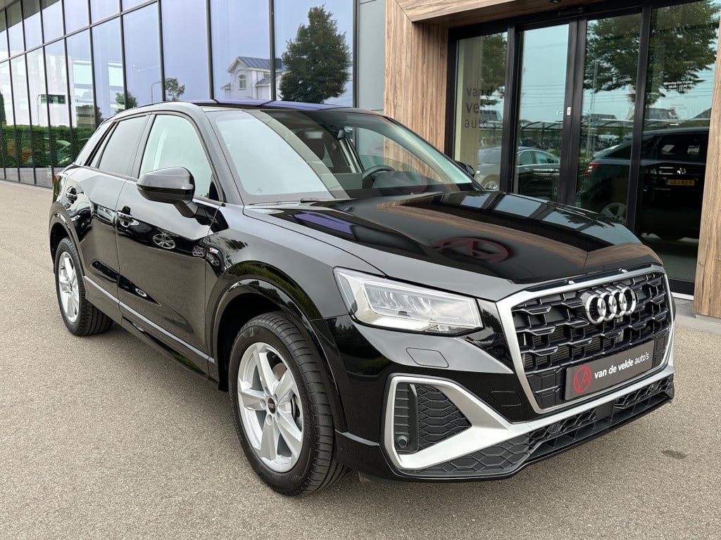 Audi Q2 35 tfsi 150pk s-tronic s-line | virtual cockpit | navigatie | extra