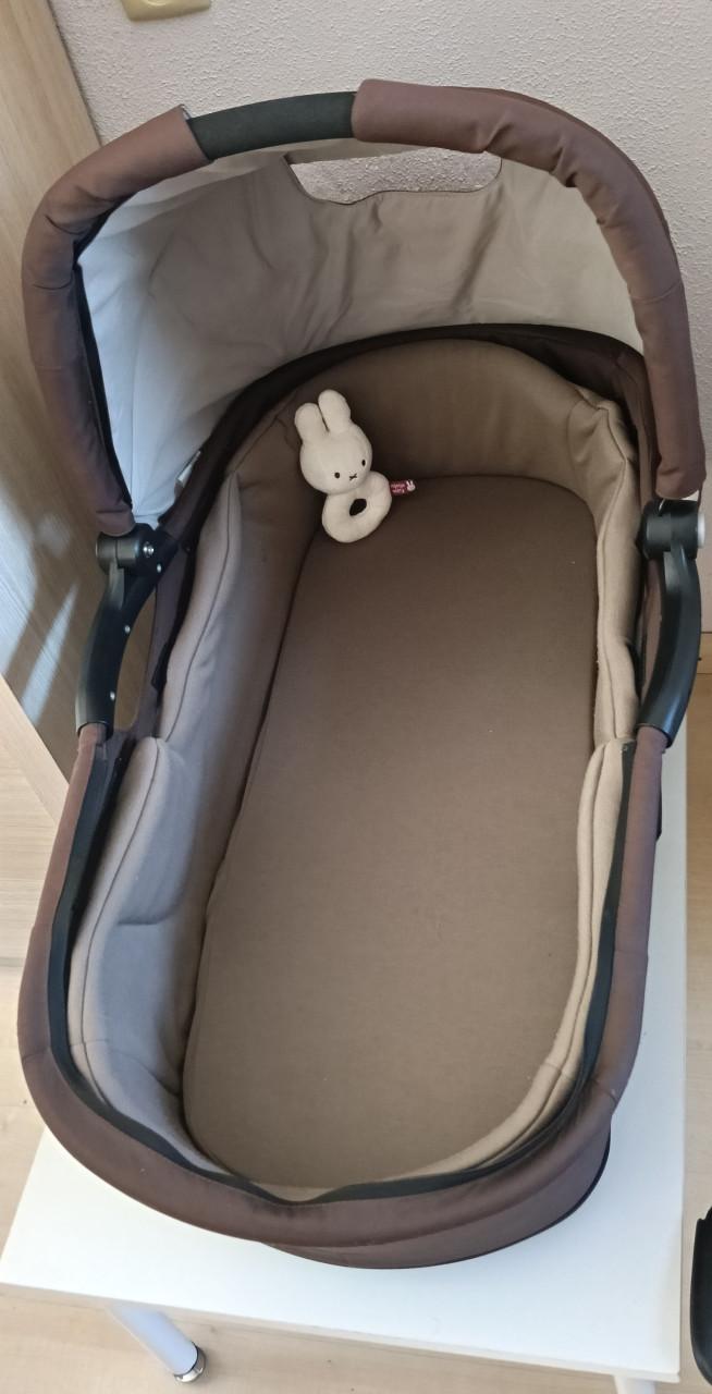 Kinderwagenbak/ reiswieg/reisbed
