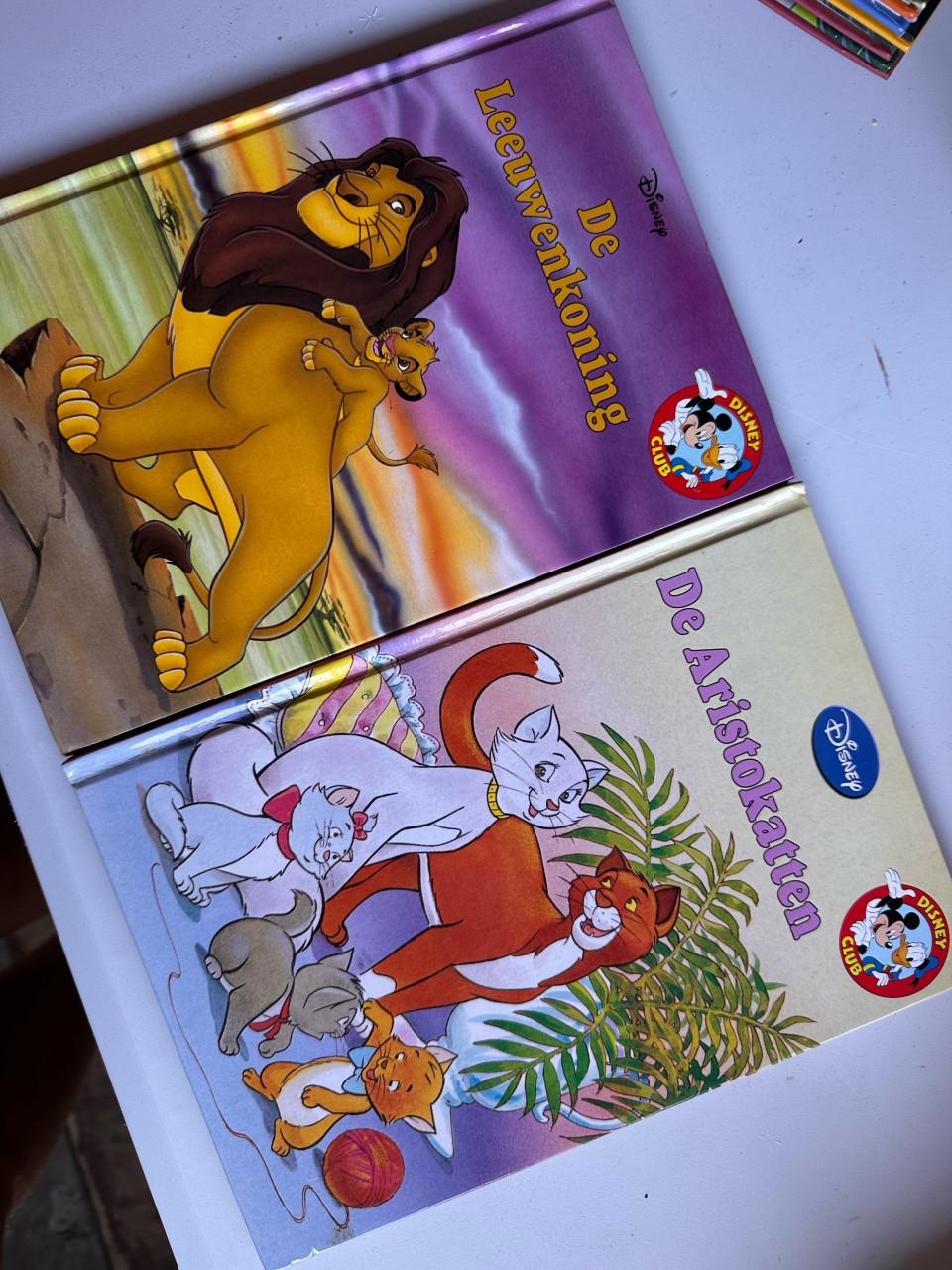 Grote collectie disney club boeken