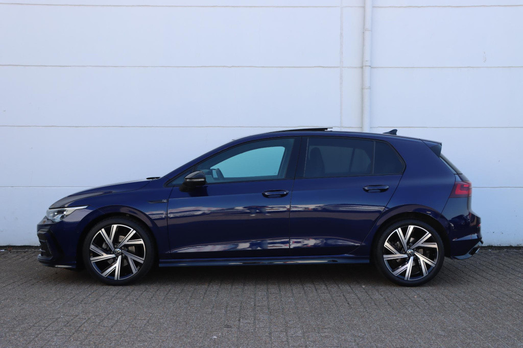 Volkswagen Golf 1.5 etsi r-line 150pk dsg7