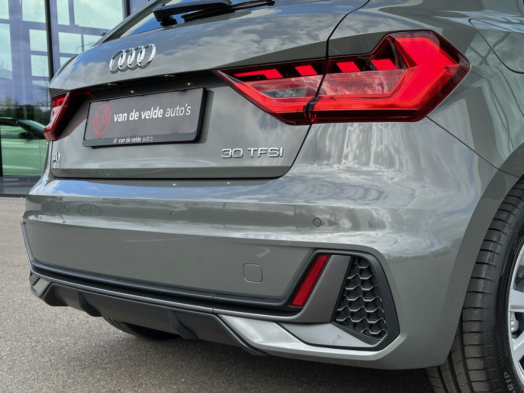 Audi A1 Sportback 30 tfsi 116pk s-tronic s-line | navi | virtual cockpit | 