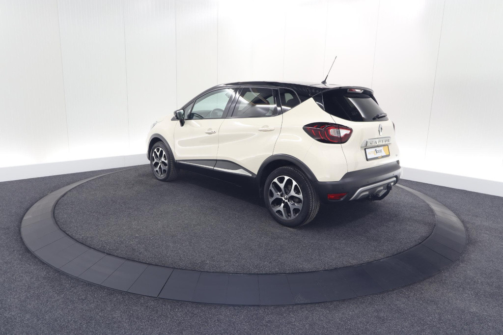 Renault Captur tce 90 intens | trekhaak | camera | navigatie | parkeersenso