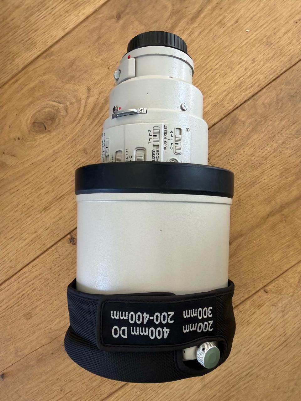 Canon EF 300 L F/2.8 IS USM