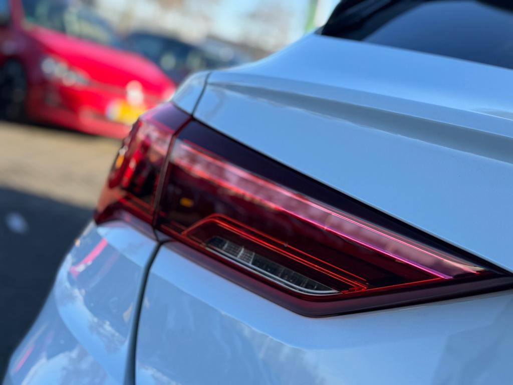 Audi Q3 sportback 35 tfsi s edition * panoramadak * 360 camera * trekhaak