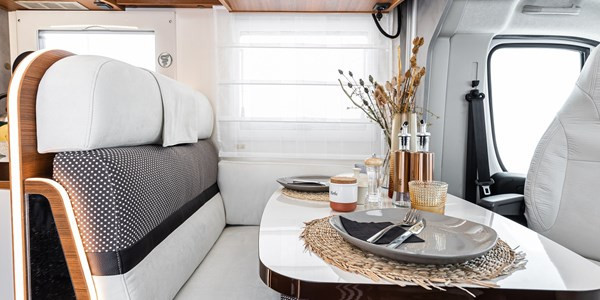 DIVERSE CAMPERS TE HUUR IN MEI/ZOMERVAKANTIE !