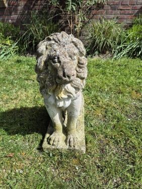 Betonnen beeld, Leeuw