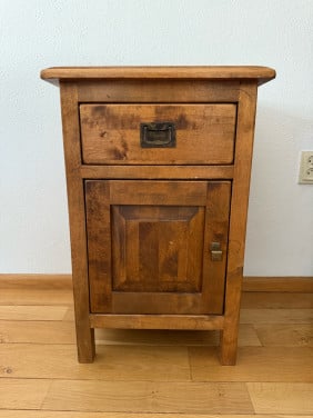 Houten kastje