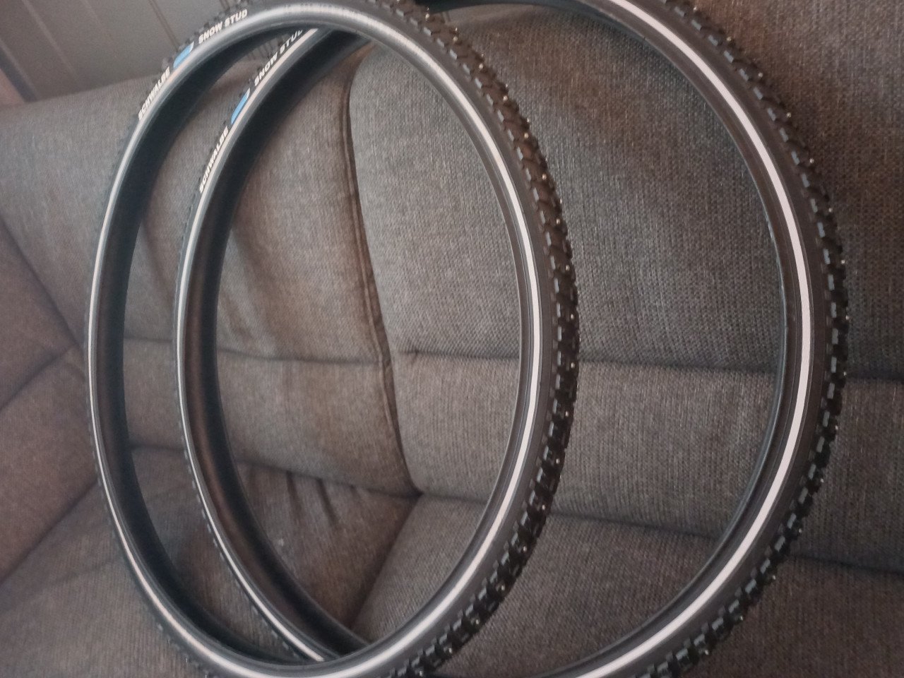 Schwalbe snow stud buiten banden (set)