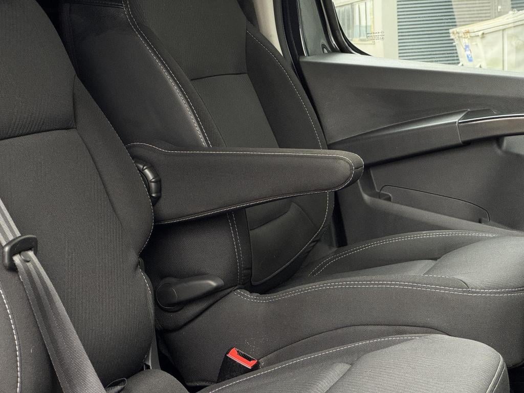 Nissan Primastar 2.0 dci 170 l2h1 n-connecta automaat prijs is ex. btw!