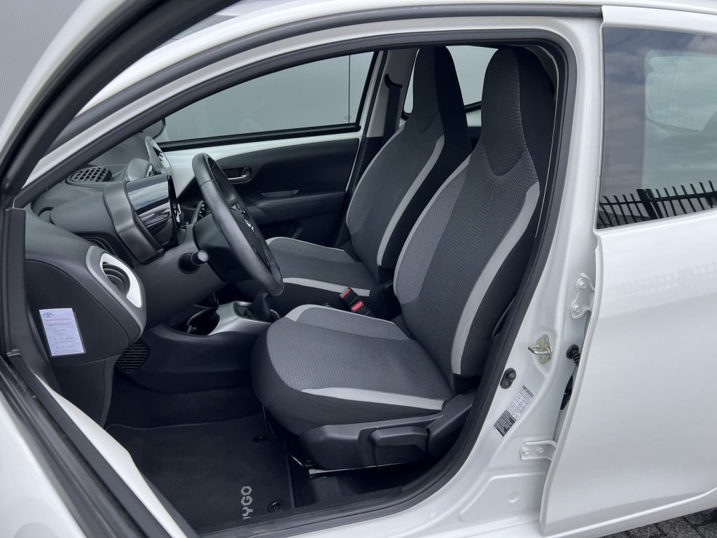 Toyota Aygo 1.0 vvt-i x-play