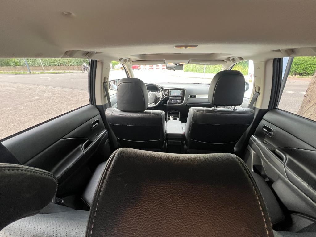 Mitsubishi Outlander phev limited edition, jaar bovag en apk, inclusief beu