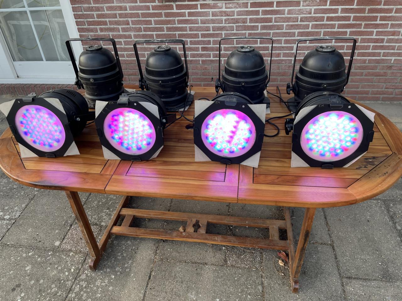 8 stuks ADJ P64 LED Par Spots